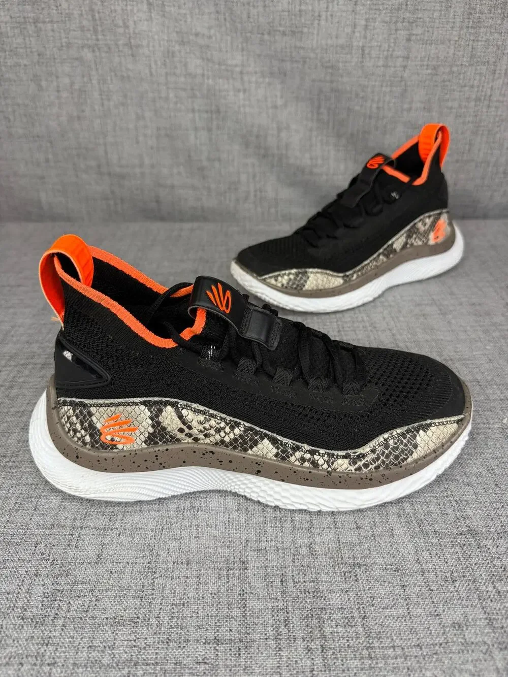 Under Armour Curry Flow 8 Strike & Flow Youth 7Y Basketball Shoes 3024430-005